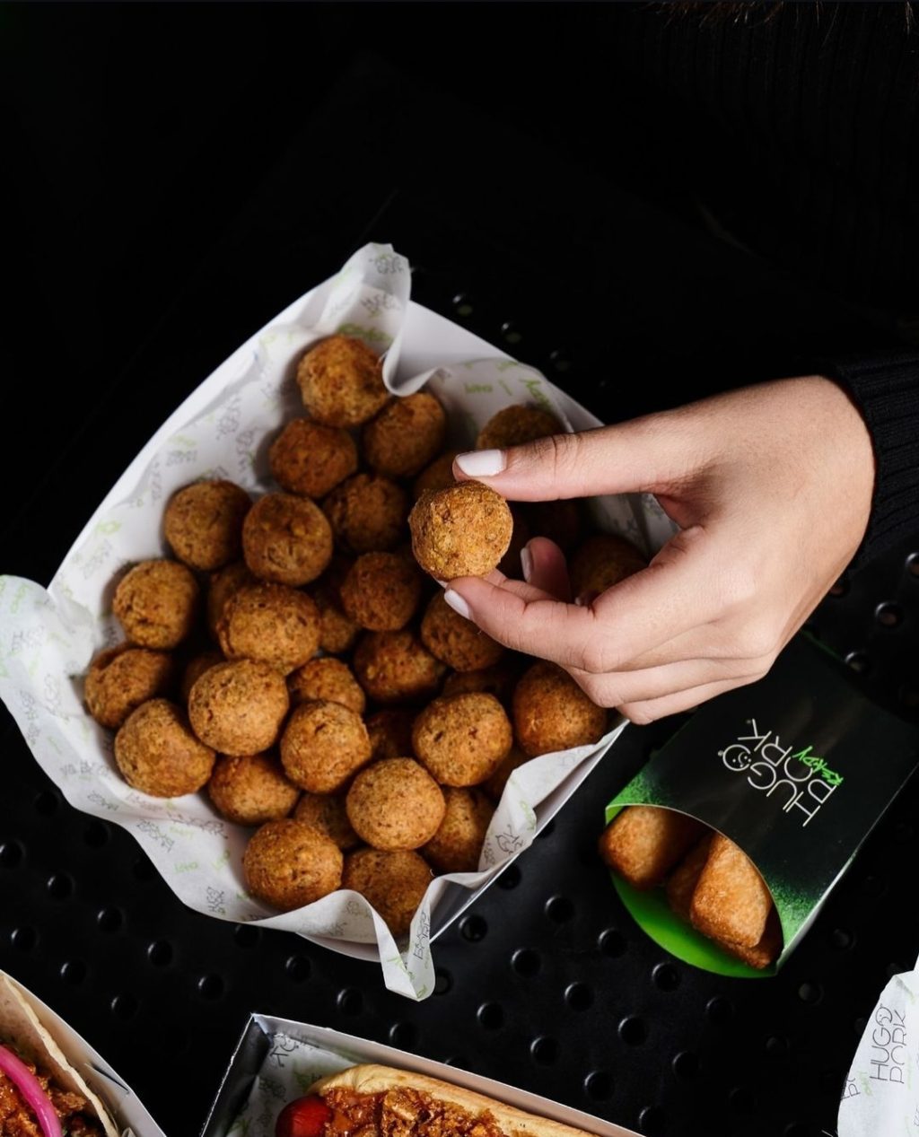 Hugo-pork-ready-mofonball.jpg