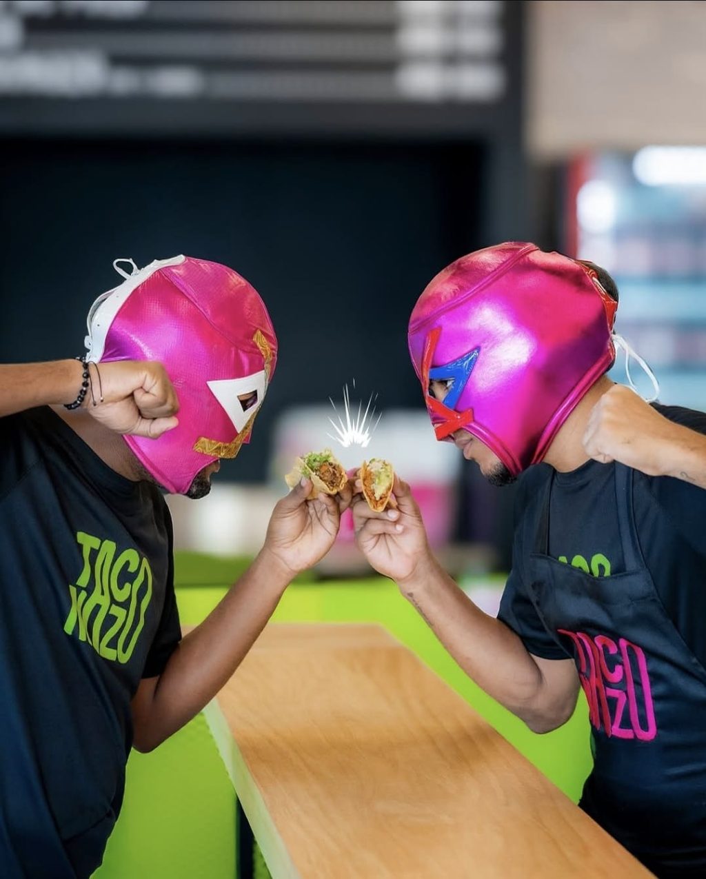 Taconazo-taco-birria-luchadores.jpg