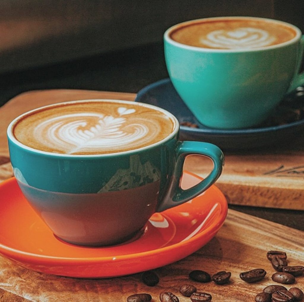 Voorpret-coffee-shop-capuccino.jpg