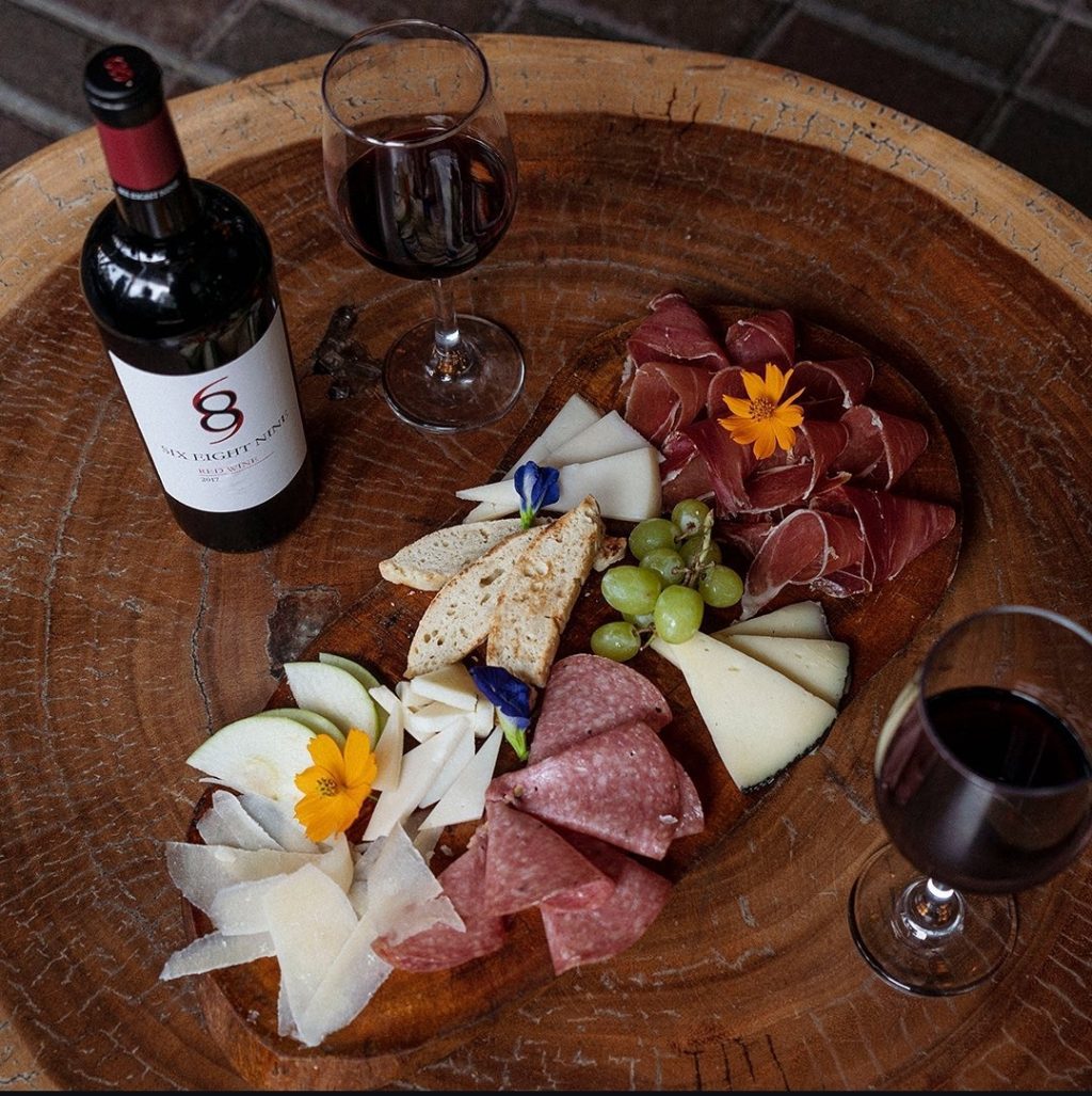 Monalisa-bar-tapas-vino.jpg