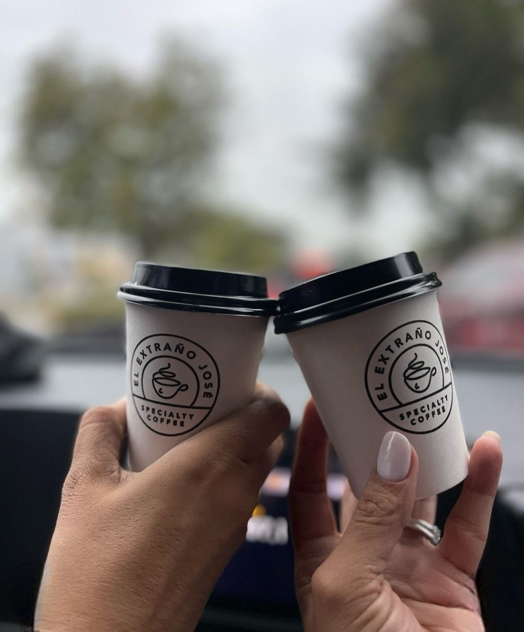 El-extrano-jose-coffee-cups.jpg