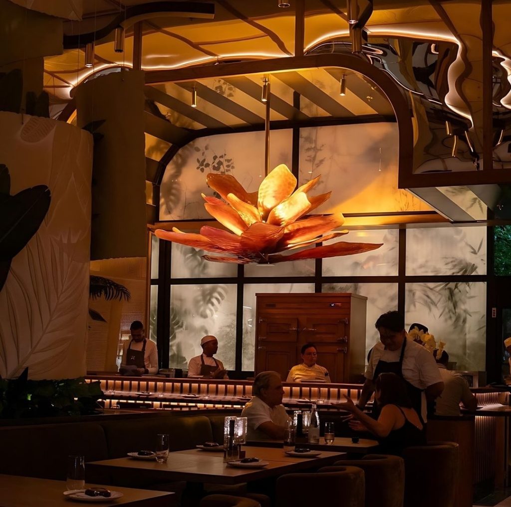 Makoto-interior.jpg