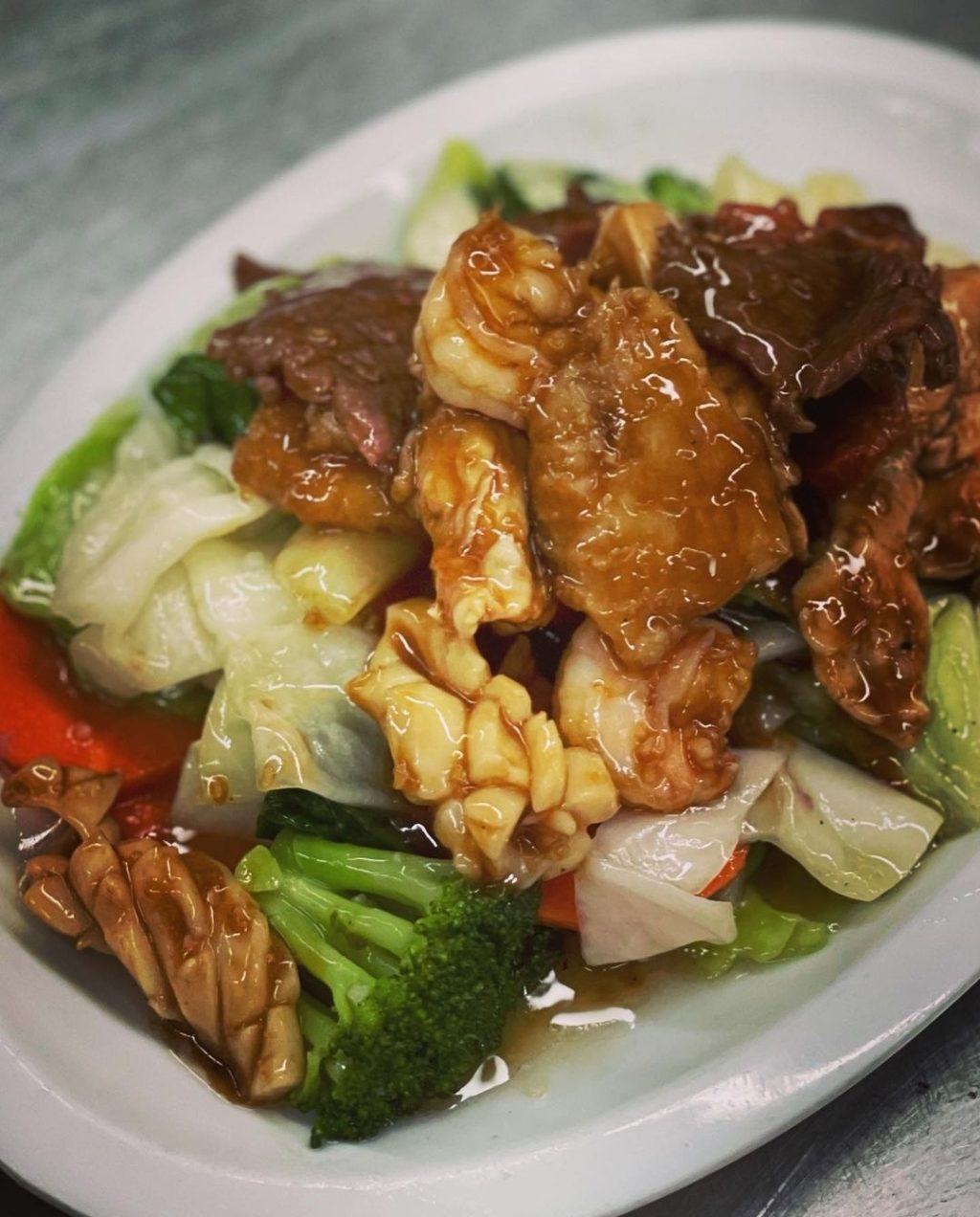 Bella-cristal-chop-suey-carnes-mariscos.jpg