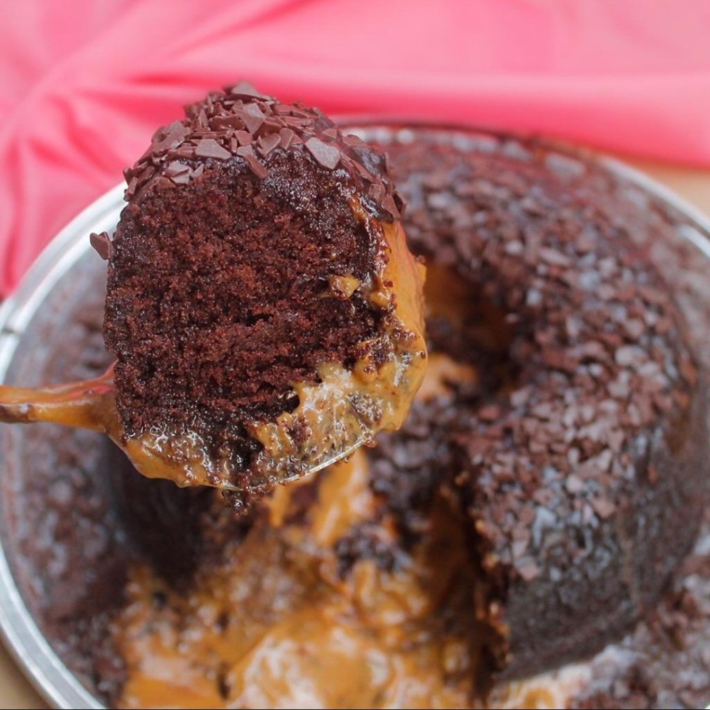 La-rogel-brigradeiro-cake-spoon.jpg