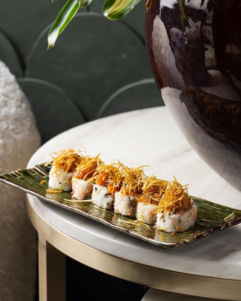 Larimar-restaurante-sushi-roll.jpg