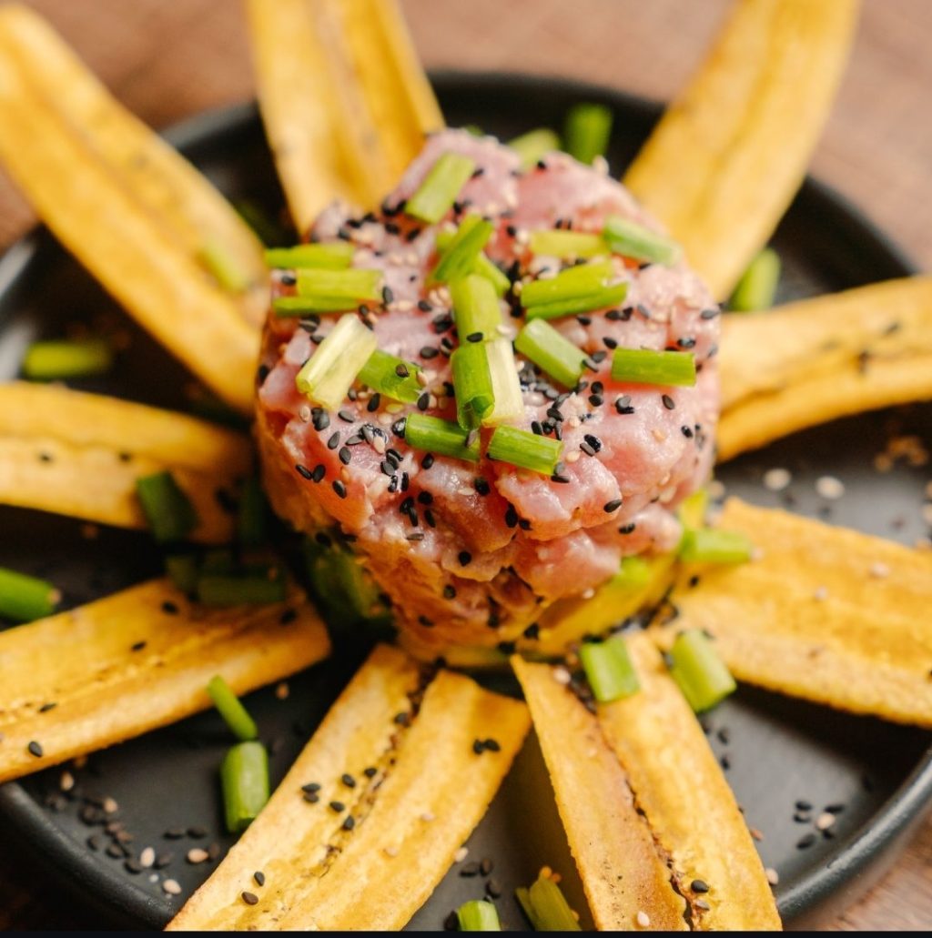 Monalisa-bar-tuna-tartar.jpg
