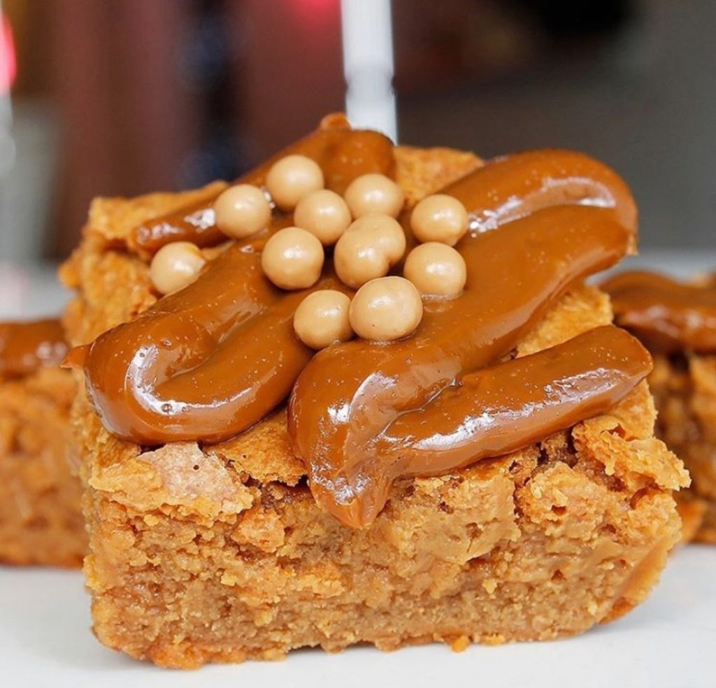 La-rogel-vainilla-perla-cake.jpg