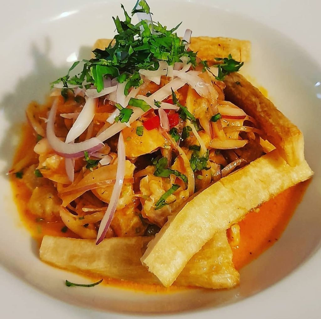 Tiro-libre-restaurante-ceviche-yuca.jpg
