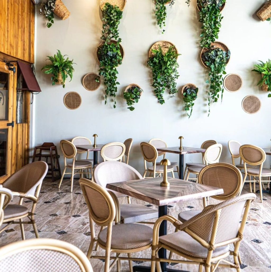 Shorthorn-steak-seafood-exterior.jpg