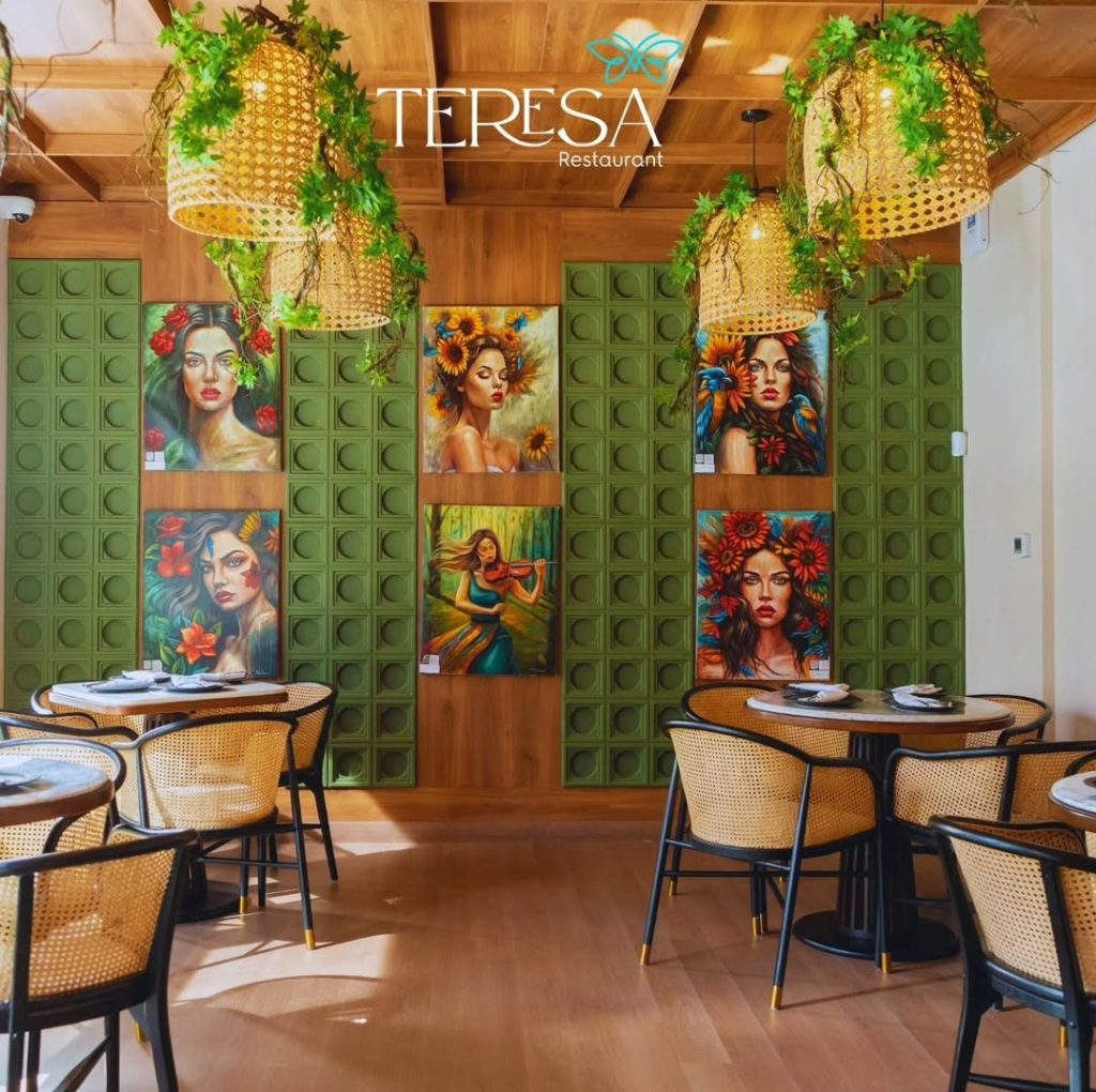Teresa-restaurante-mesas.jpg