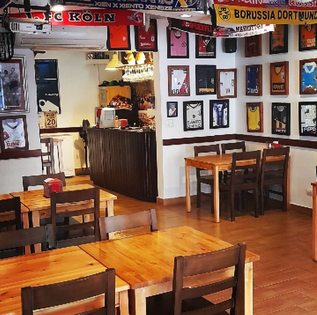 Tiro-libre-restaurante-interior.jpg